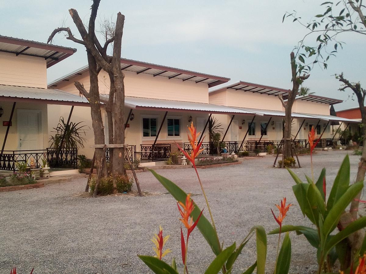Fancy Carp Resort Cha-Am Buitenkant foto
