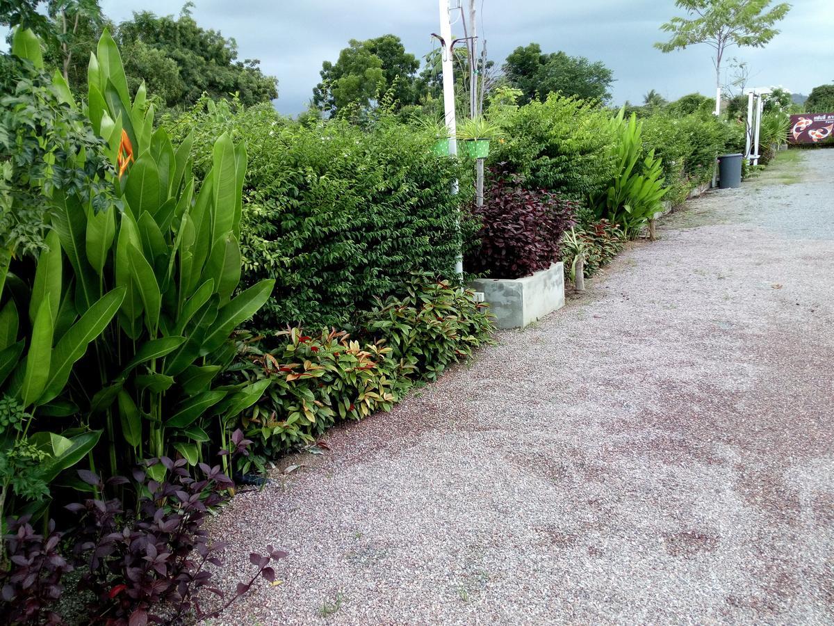 Fancy Carp Resort Cha-Am Buitenkant foto