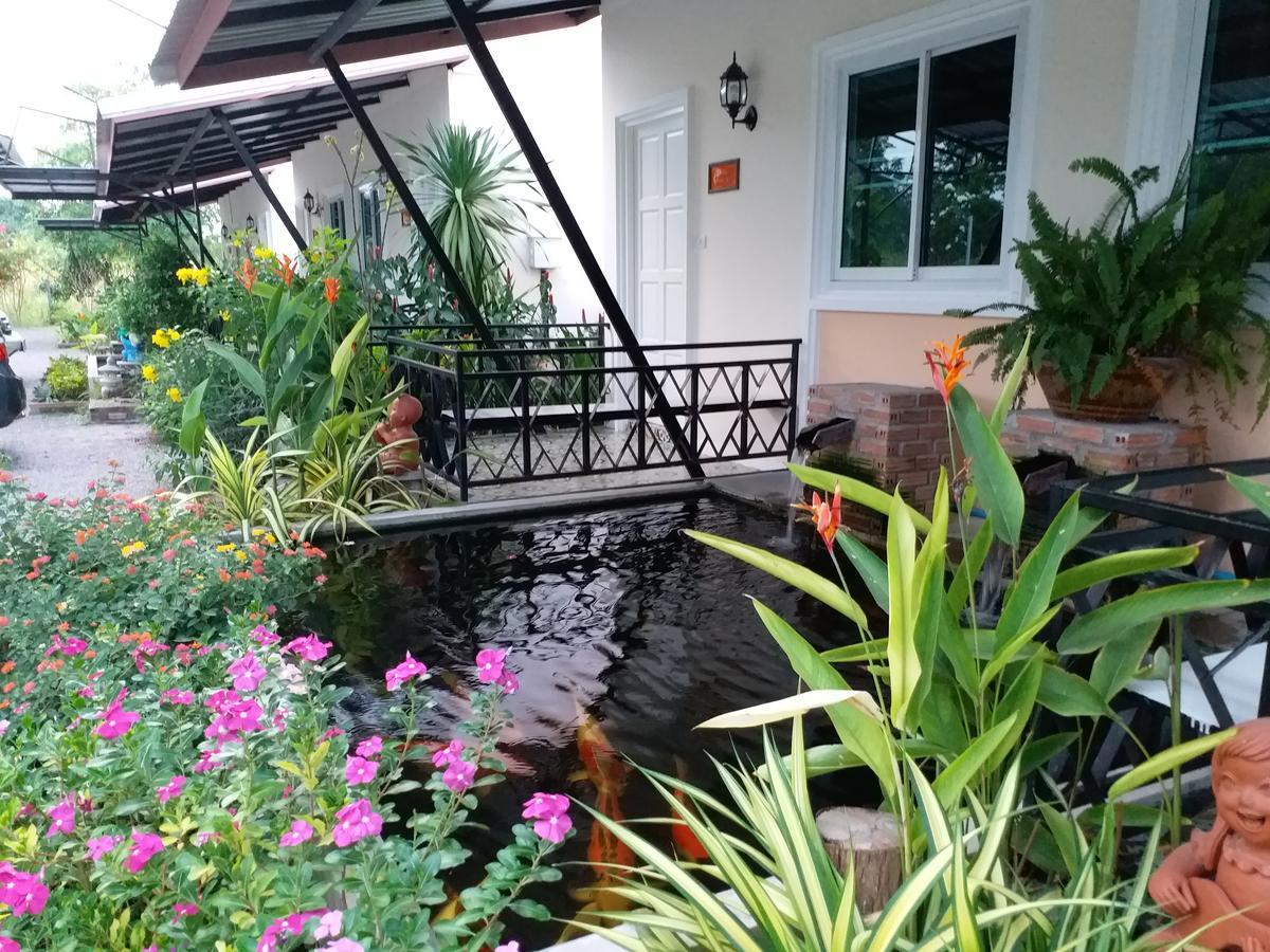 Fancy Carp Resort Cha-Am Buitenkant foto